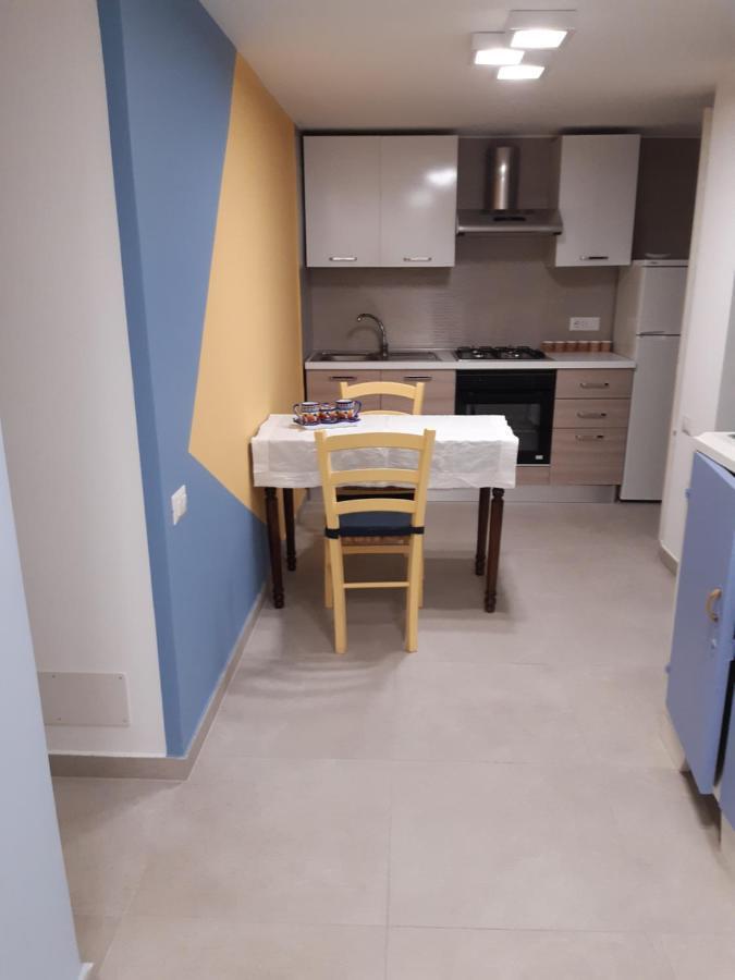 Casa Vacanze Rosa Aci Trezza Exterior foto